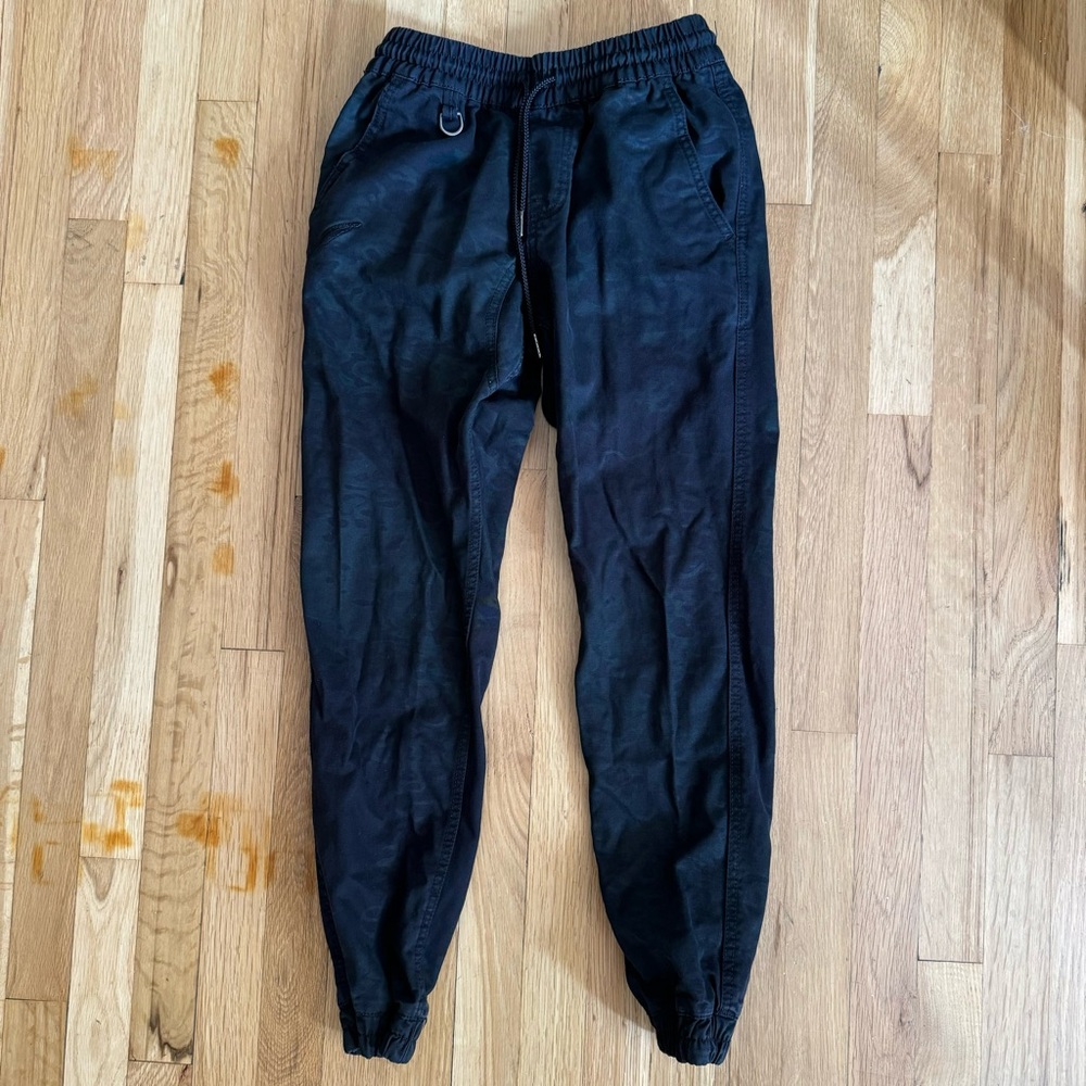 Publish Brand Jogger Camouflage Black